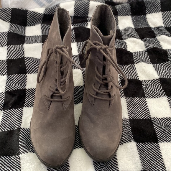 Blowfish grayish brown suede booties - Picture 2 of 4